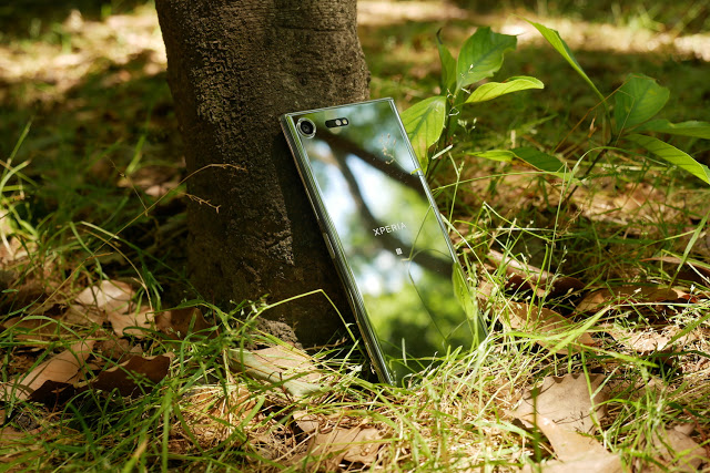 プレミアムの名に恥じない輝きを放つ「Xperia XZ Premium (G8142)」外観フォトレビュー！